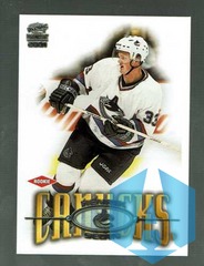 2000-01 Pacific Paramount Henrik Sedin #252